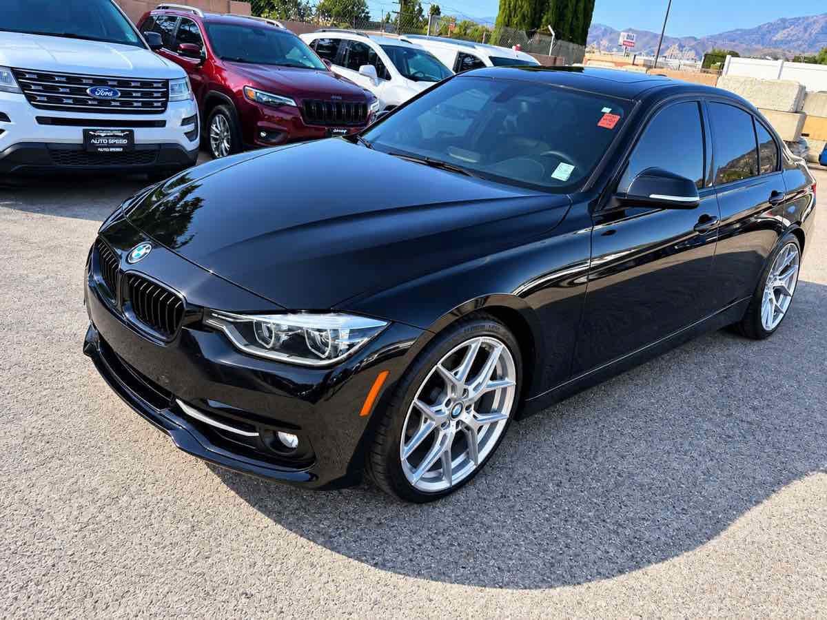 Used 2016 BMW 328i Sedan RWD image 3