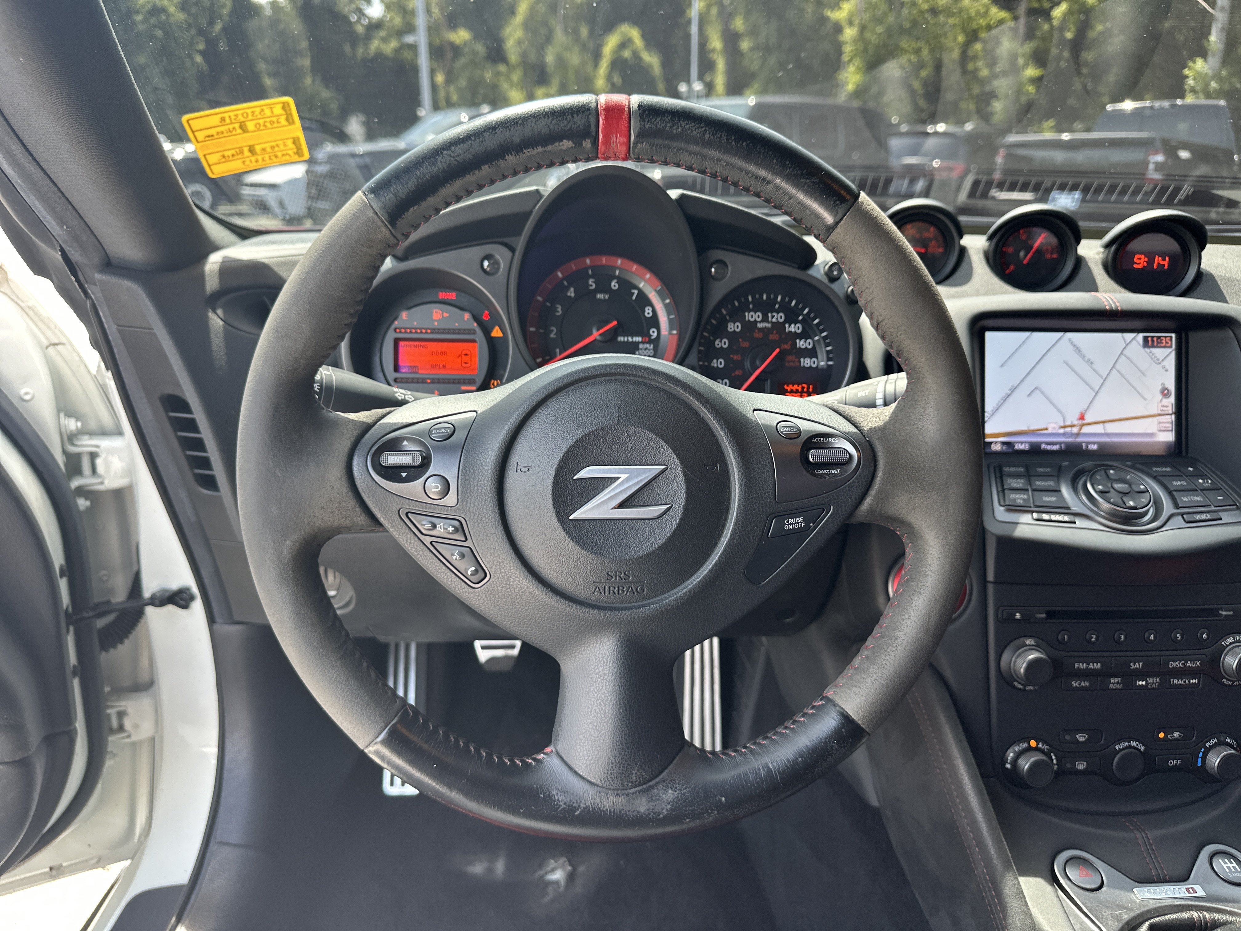 Used 2020 Nissan 370Z NISMO RWD image 18