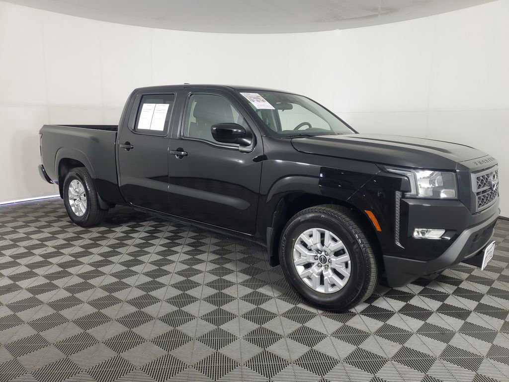 Used 2024 Nissan Frontier SV w/ Technology Package image 2