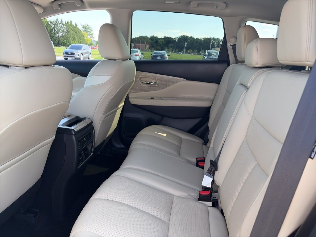 Used 2024 Nissan Murano SL AWD/4WD image 29