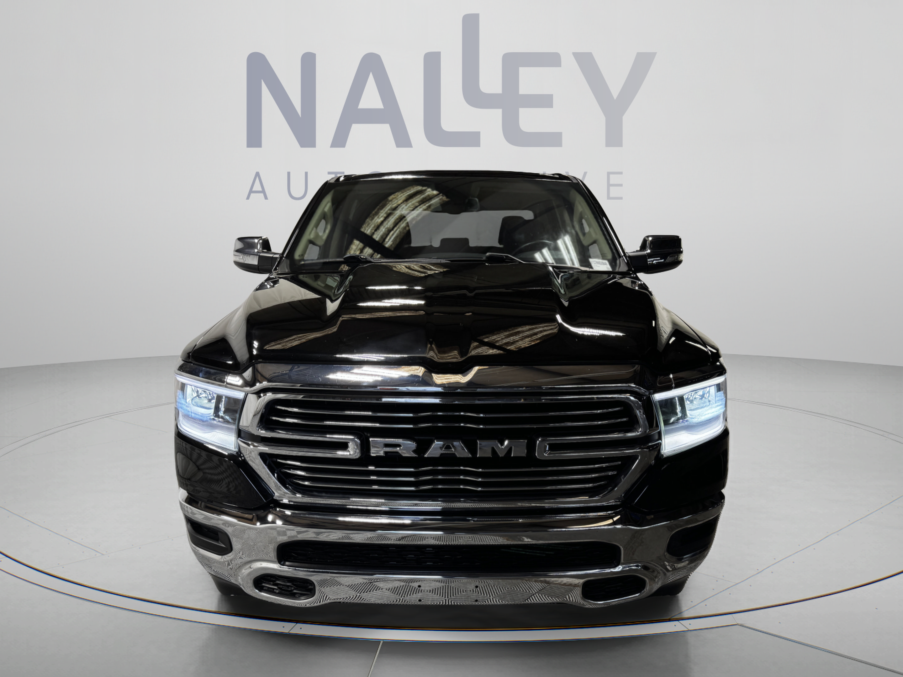 Used 2019 RAM 1500 Laramie w/ Bed Utility Group AWD/4WD image 8
