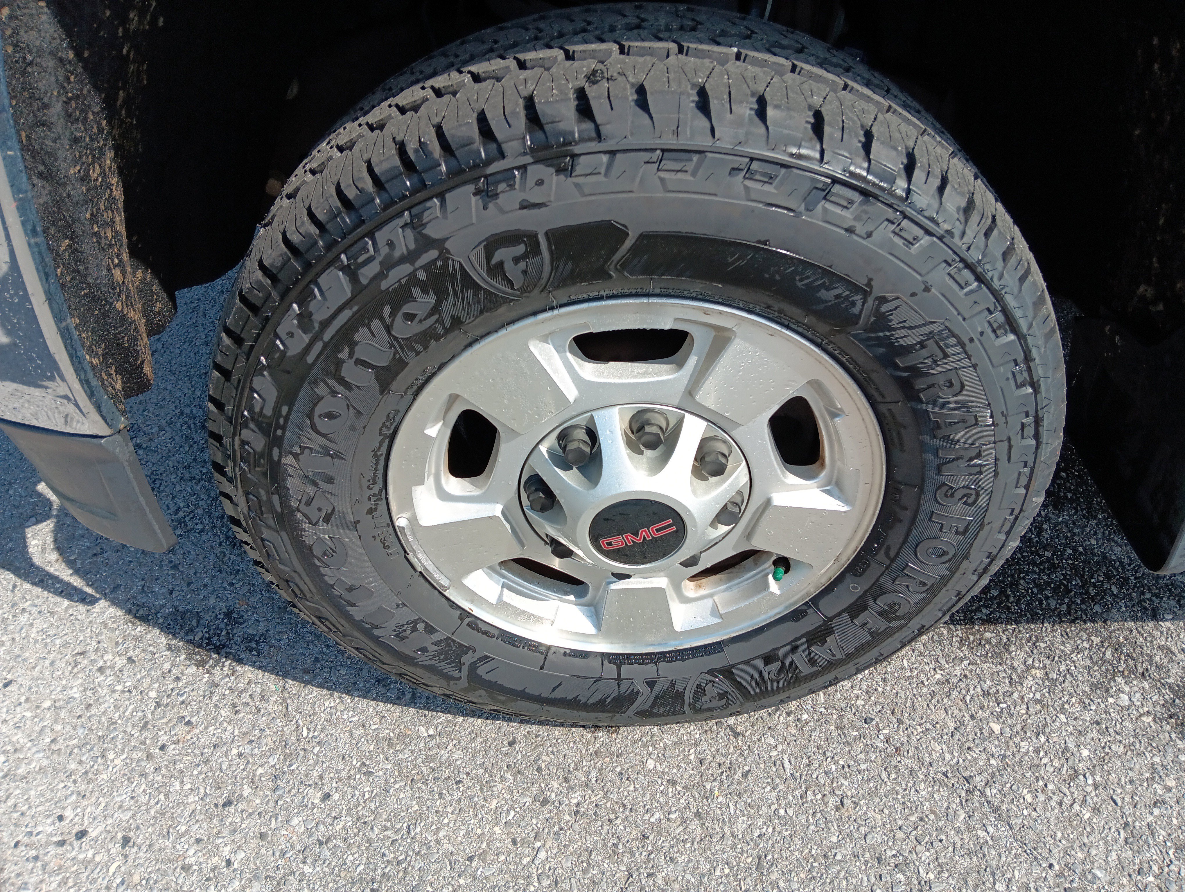 Used 2017 GMC Sierra 2500 4x4 Crew Cab image 2