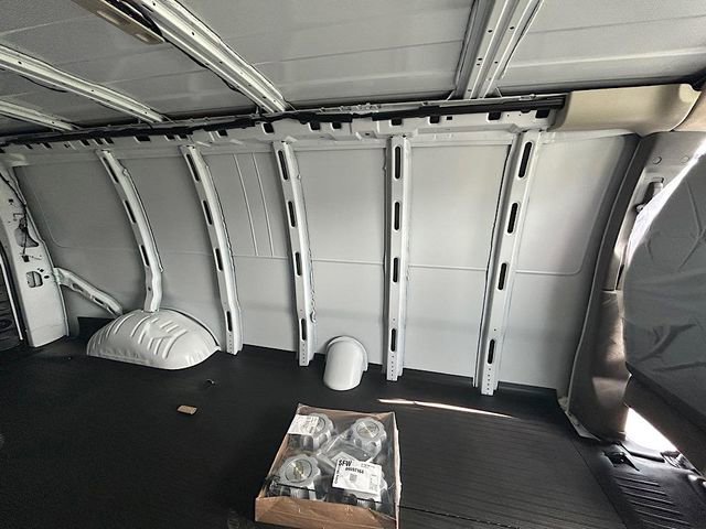 New 2025 Chevrolet Express 3500 Extended w/ Driver Convenience Package image 18