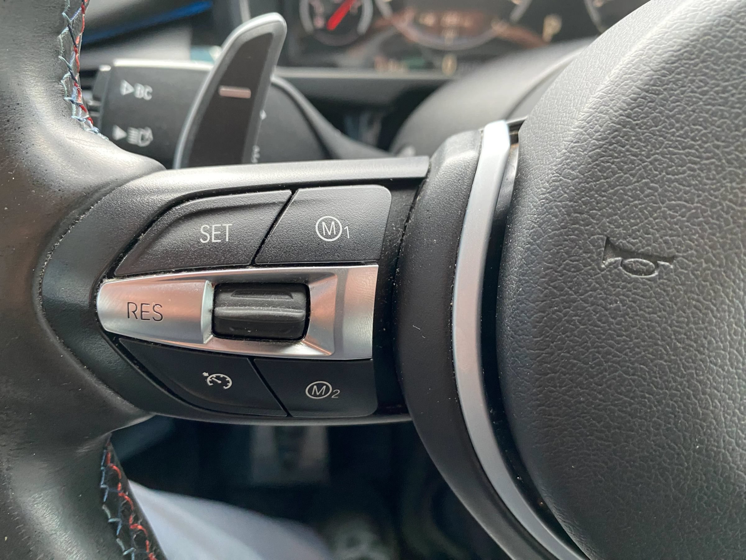 Used 2015 BMW X5 M AWD/4WD image 17