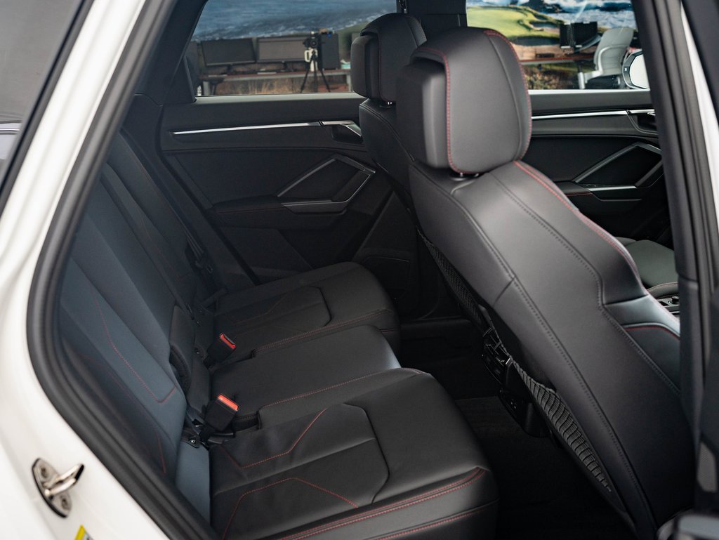 New 2025 Audi Q3 2.0T Premium Plus image 36