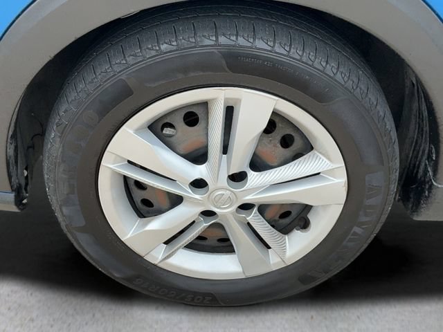 Used 2022 Nissan Kicks S FWD image 9