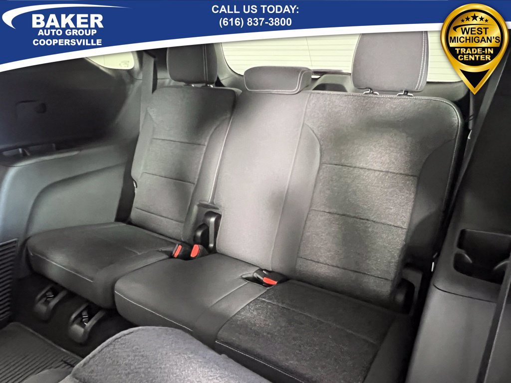 New 2026 Chevrolet Traverse LT w/ Sun and Wheel Package AWD/4WD image 18