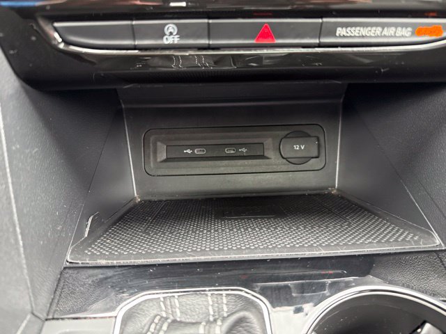 Used 2022 Volkswagen Atlas SEL AWD/4WD image 19