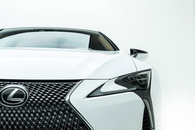 Used 2018 Lexus LC 500 Coupe w/ Touring Package image 7