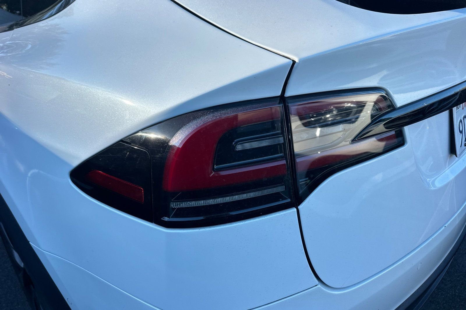 Used 2023 Tesla Model X image 9