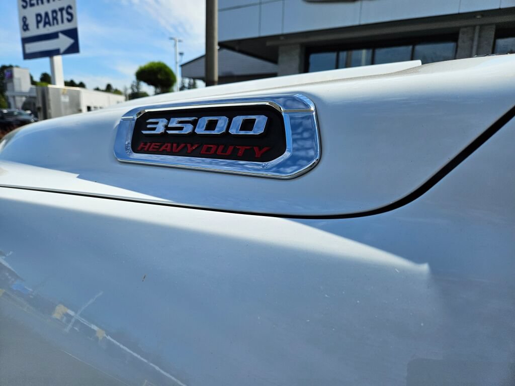 Used 2020 RAM 3500 Tradesman w/ Safety Group AWD/4WD image 9