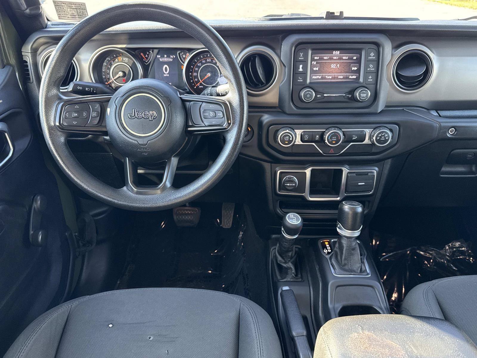 Used 2021 Jeep Wrangler Unlimited Sport AWD/4WD image 2