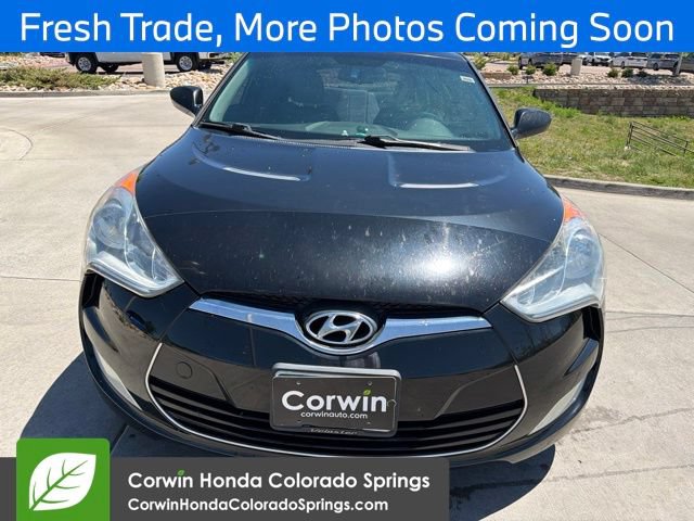 Used 2013 Hyundai Veloster w/ Tech Pkg FWD image 8