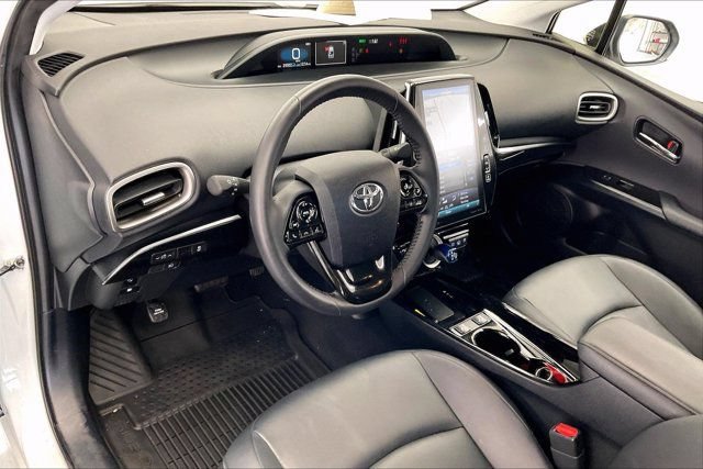 Used 2022 Toyota Prius Prime XLE FWD image 14