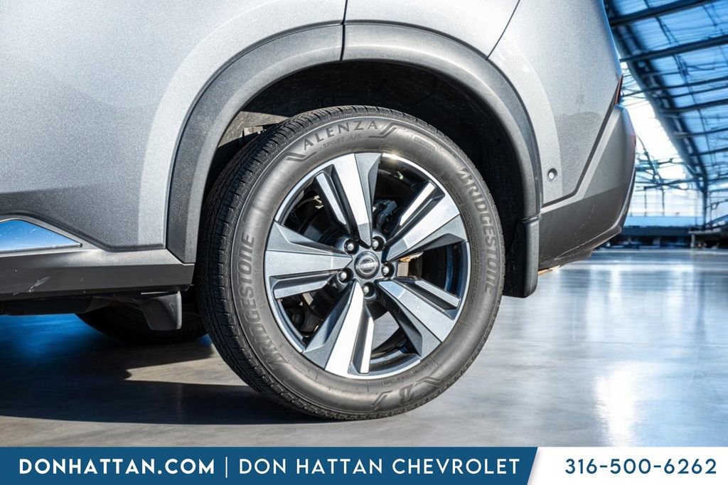 Used 2023 Nissan Rogue SL w/ SL Premium Package image 37