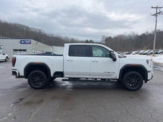 Used 2024 GMC Sierra 3500 AT4 image 4
