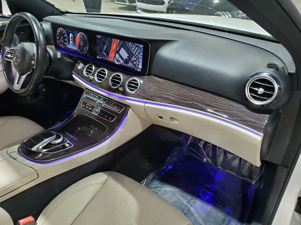 Used 2020 Mercedes-Benz E 350 Sedan image 14