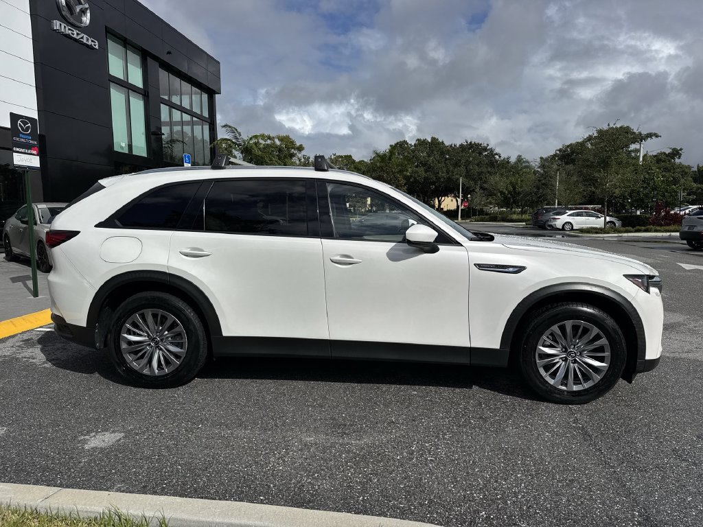 Used 2024 MAZDA CX-90 Plug-In Hybrid w/ Preferred AWD/4WD image 5