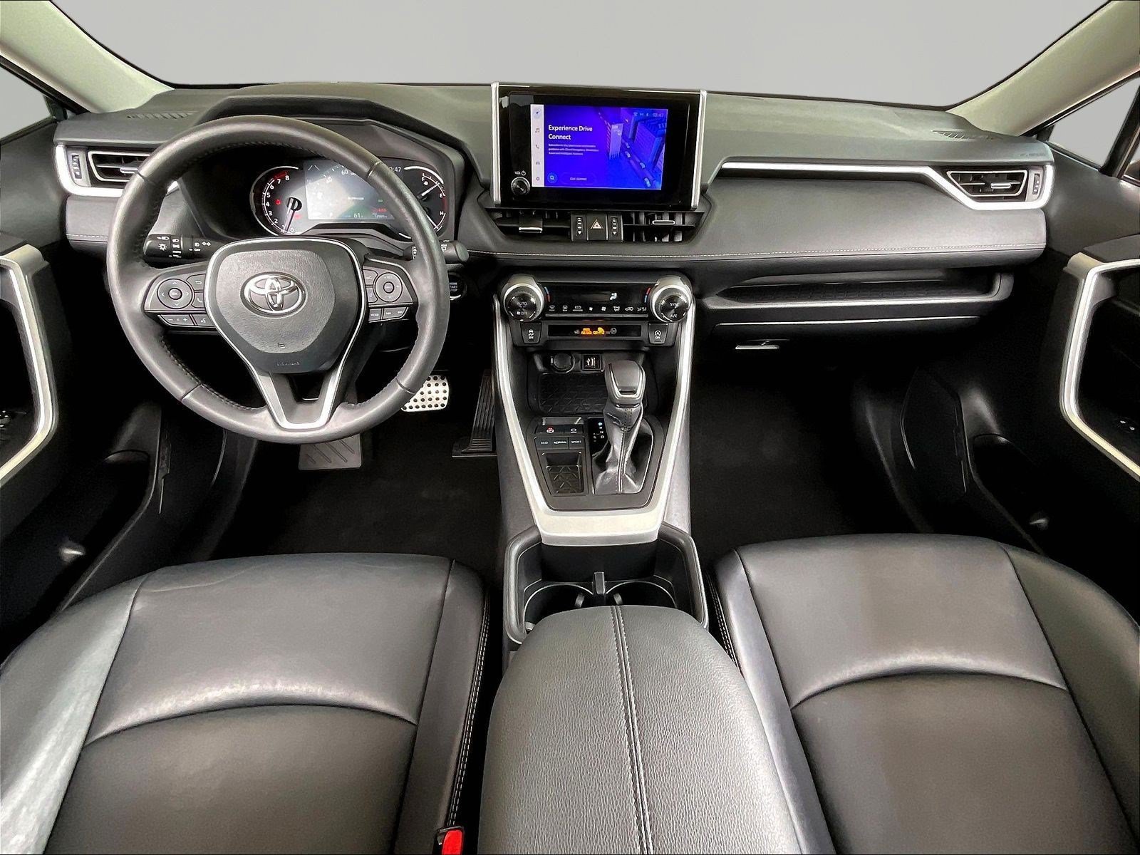 Used 2024 Toyota RAV4 XLE Premium FWD image 7