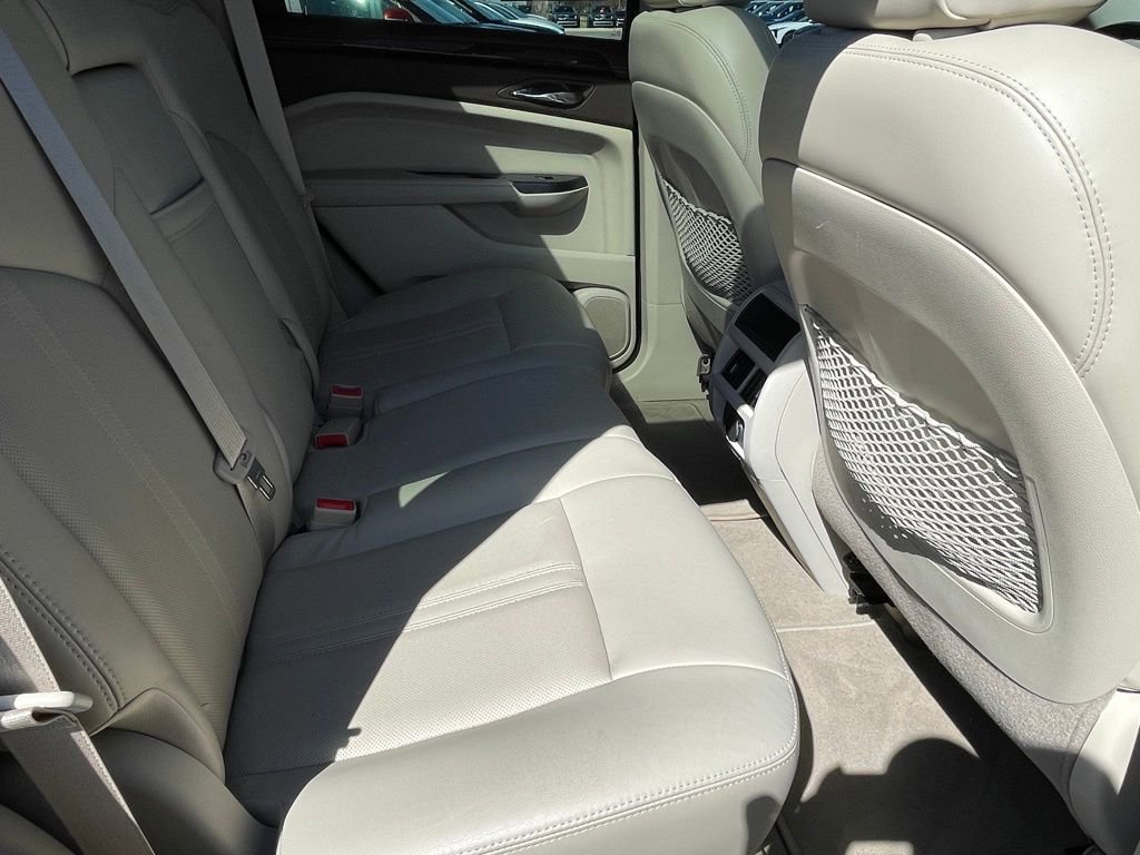 Used 2014 Cadillac SRX Luxury w/ Driver Awareness Package image 26