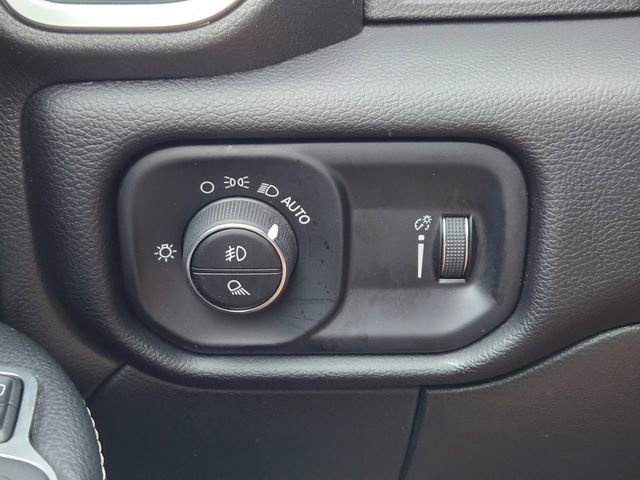 Used 2024 RAM 2500 Big Horn w/ Safety Group image 24