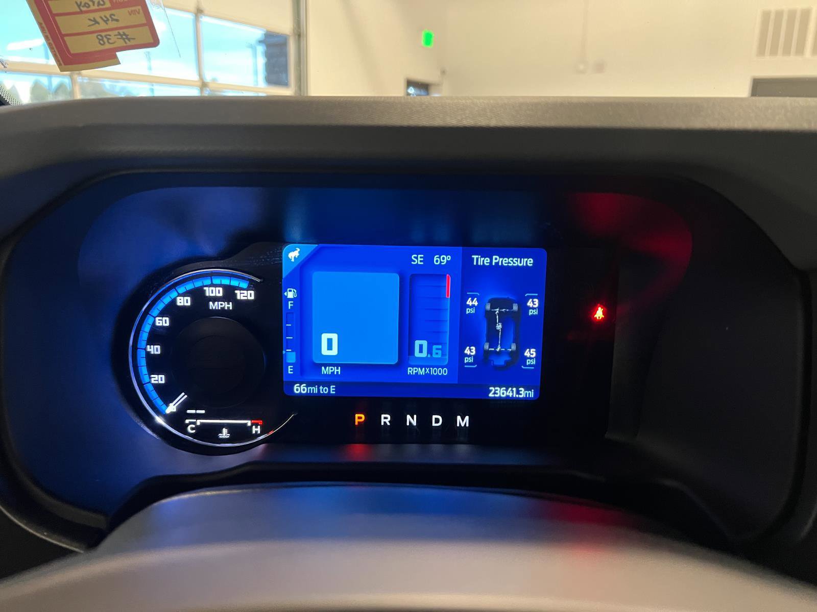 Used 2023 Ford Bronco Big Bend w/ Sasquatch Package image 12