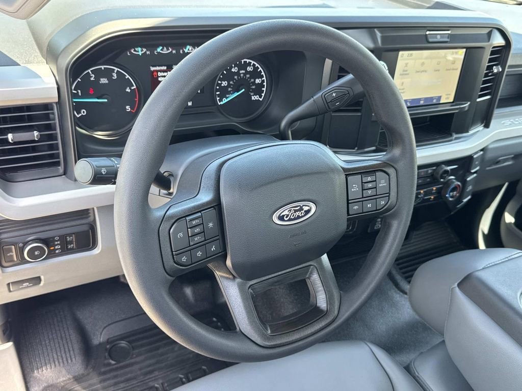 New 2026 Ford F450 XL w/ XL Chrome Package RWD image 8