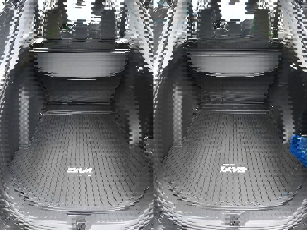 New 2025 Toyota RAV4 LE image 17