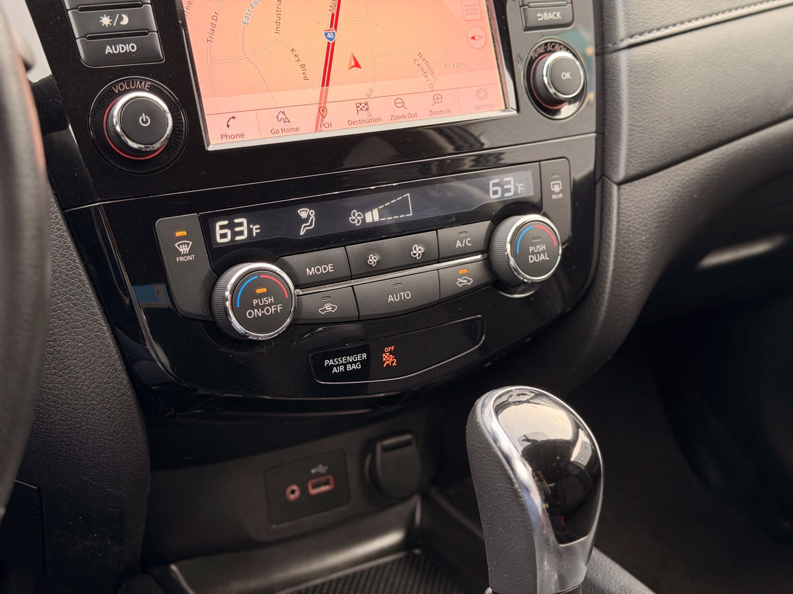 Used 2018 Nissan Rogue SV w/ Premium Package AWD/4WD image 42
