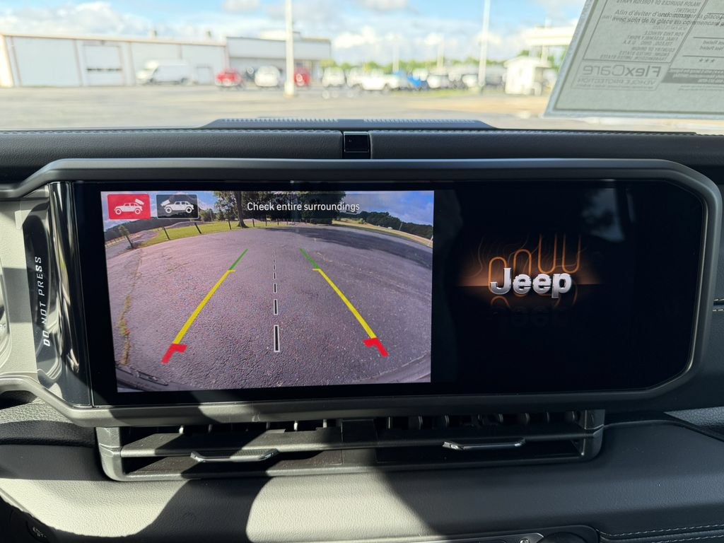 New 2026 Jeep Wrangler Unlimited Sahara AWD/4WD image 23