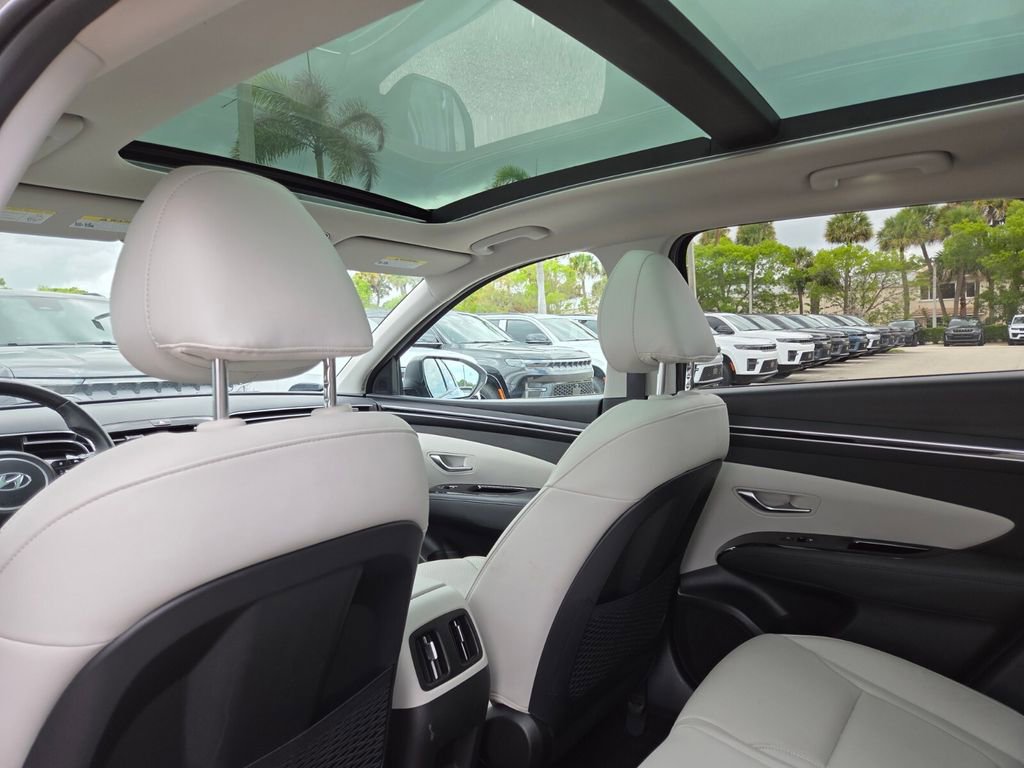 Used 2024 Hyundai Tucson Limited FWD image 19