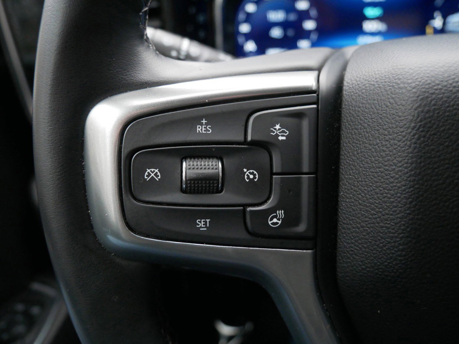 Used 2023 Chevrolet Silverado 1500 LT image 26