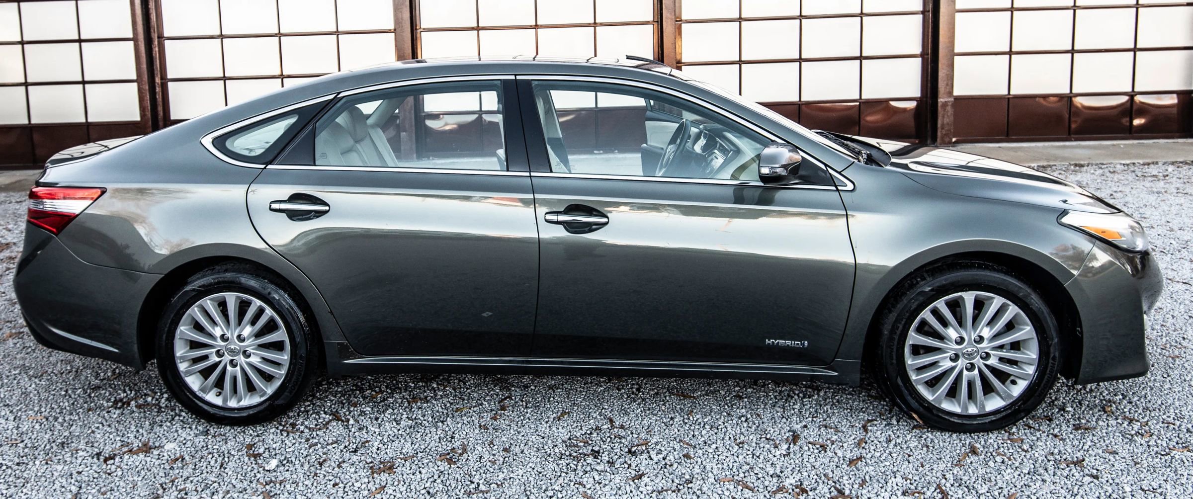 Used 2013 Toyota Avalon XLE Premium image 10