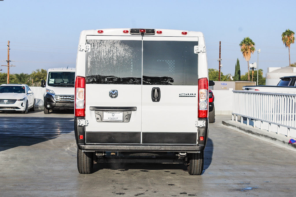 Used 2025 RAM ProMaster 2500 w/ U-Haul Equipment Group FWD image 8