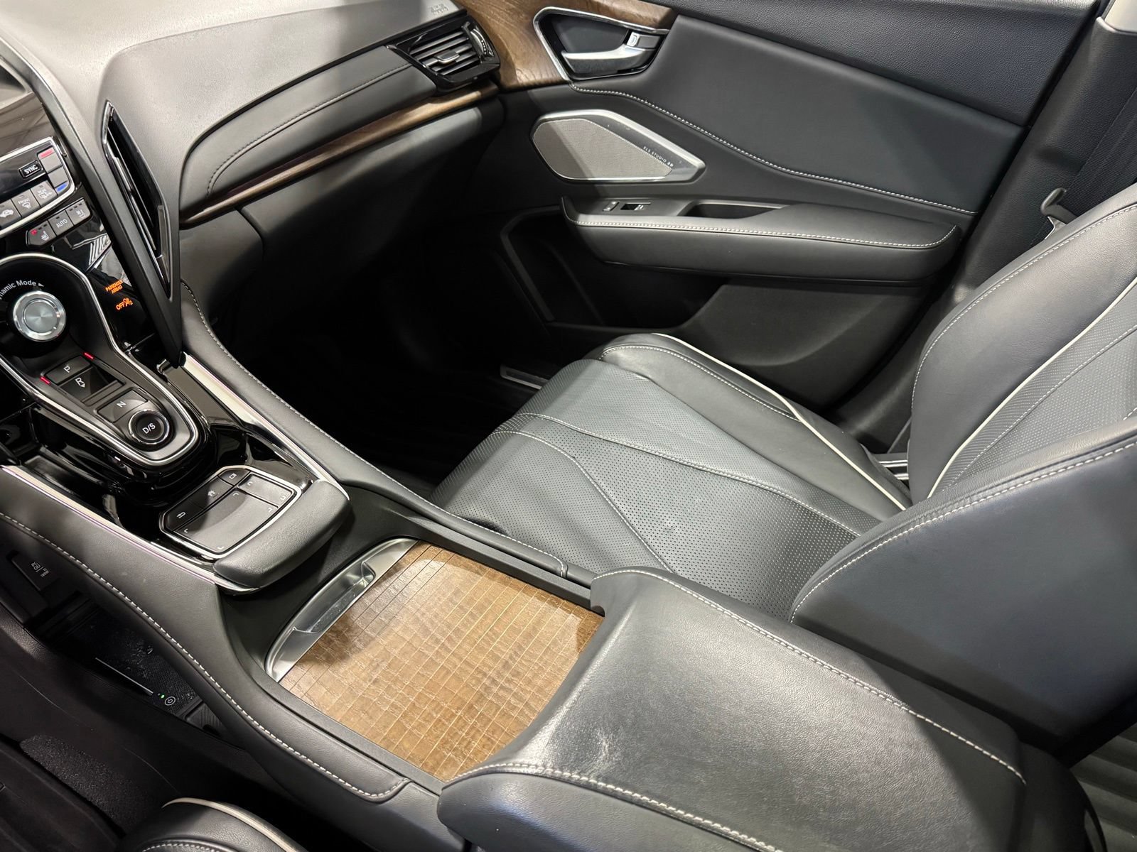 Used 2022 Acura RDX AWD w/ Advance Package image 16