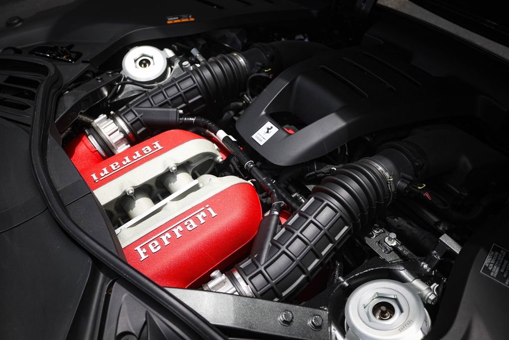 Used 2026 Ferrari Purosangue image 24