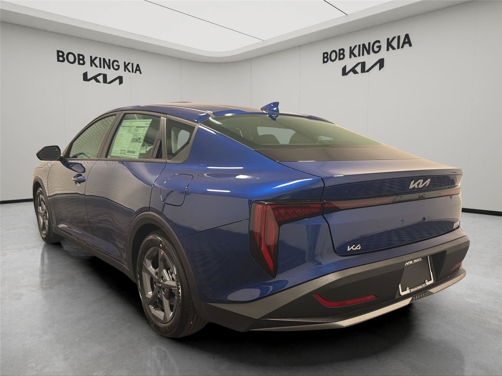New 2026 Kia K4 FWD image 3