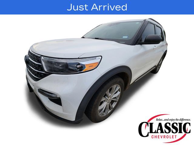 Used 2021 Ford Explorer XLT w/ Equipment Group 202A RWD image 4