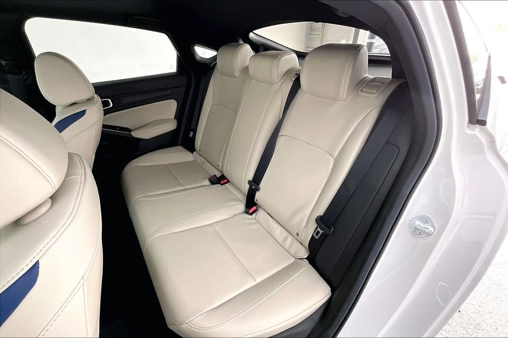 Certified 2026 Acura Integra A-Spec FWD image 32