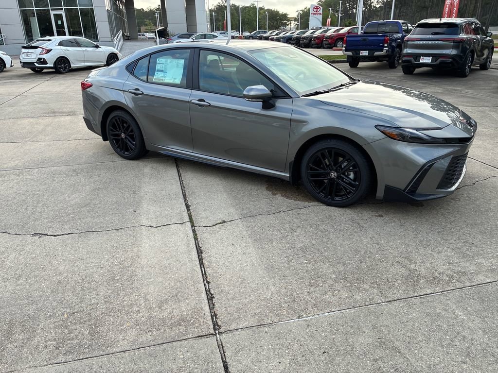 New 2026 Toyota Camry SE image 9