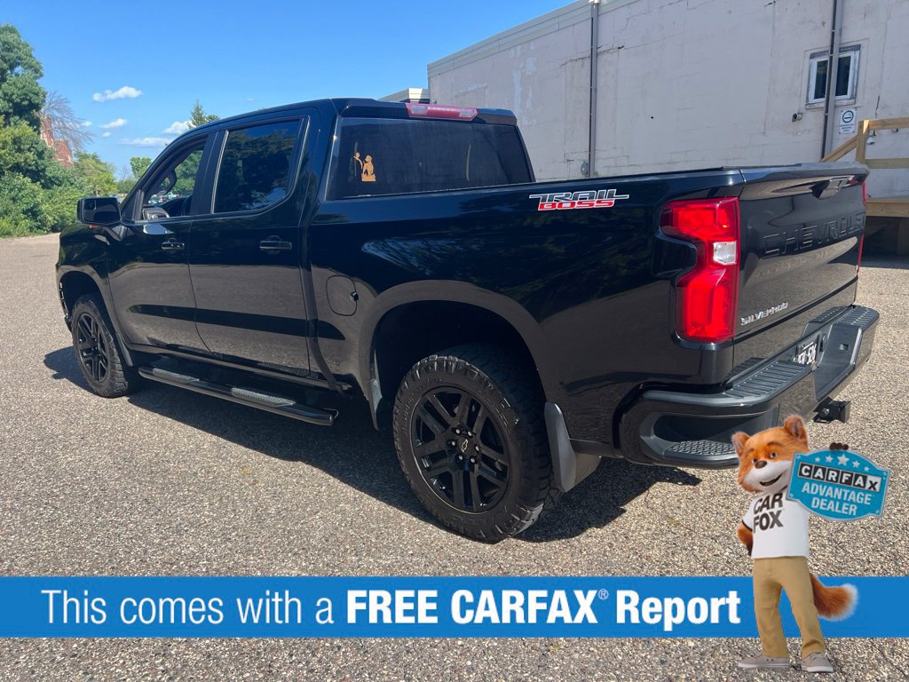 Used 2021 Chevrolet Silverado 1500 LT Trail Boss w/ Bed Protection Package AWD/4WD image 2