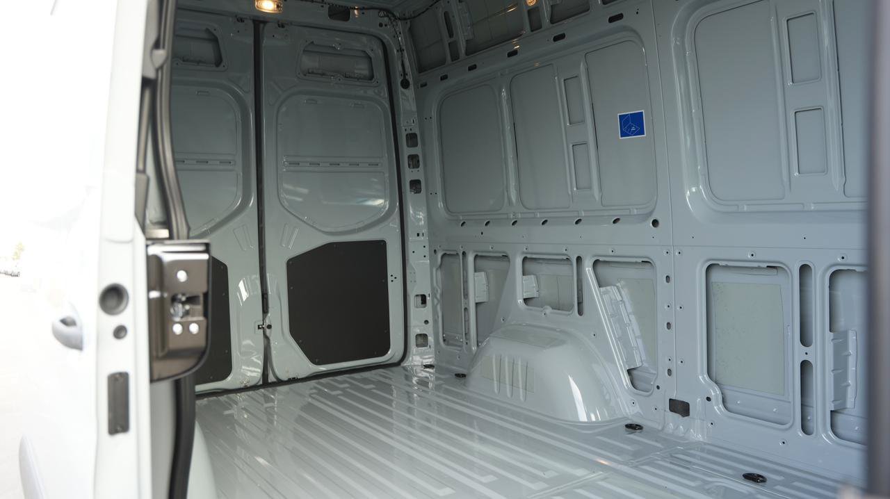 New 2026 Mercedes-Benz Sprinter 2500 image 8