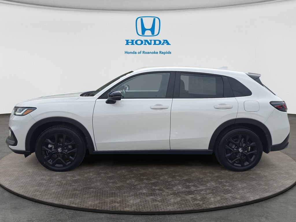 Used 2025 Honda HR-V Sport image 2