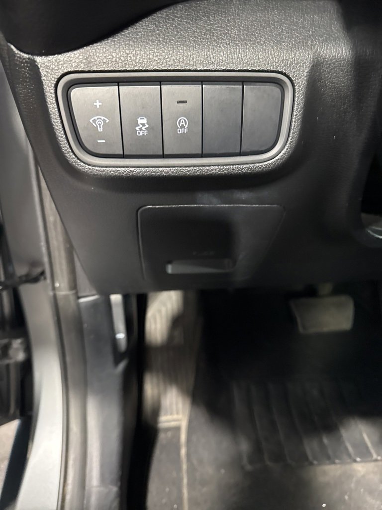 Used 2024 Kia Soul S image 32