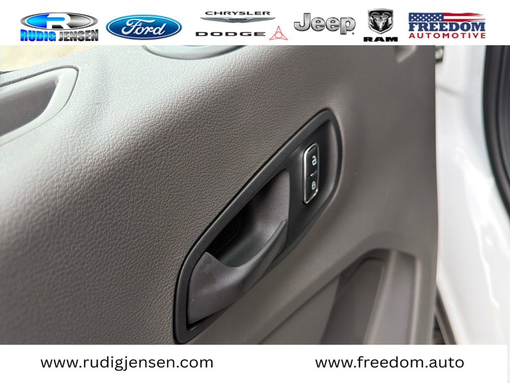 New 2026 Ford Transit 250 148 Medium Roof RWD image 11