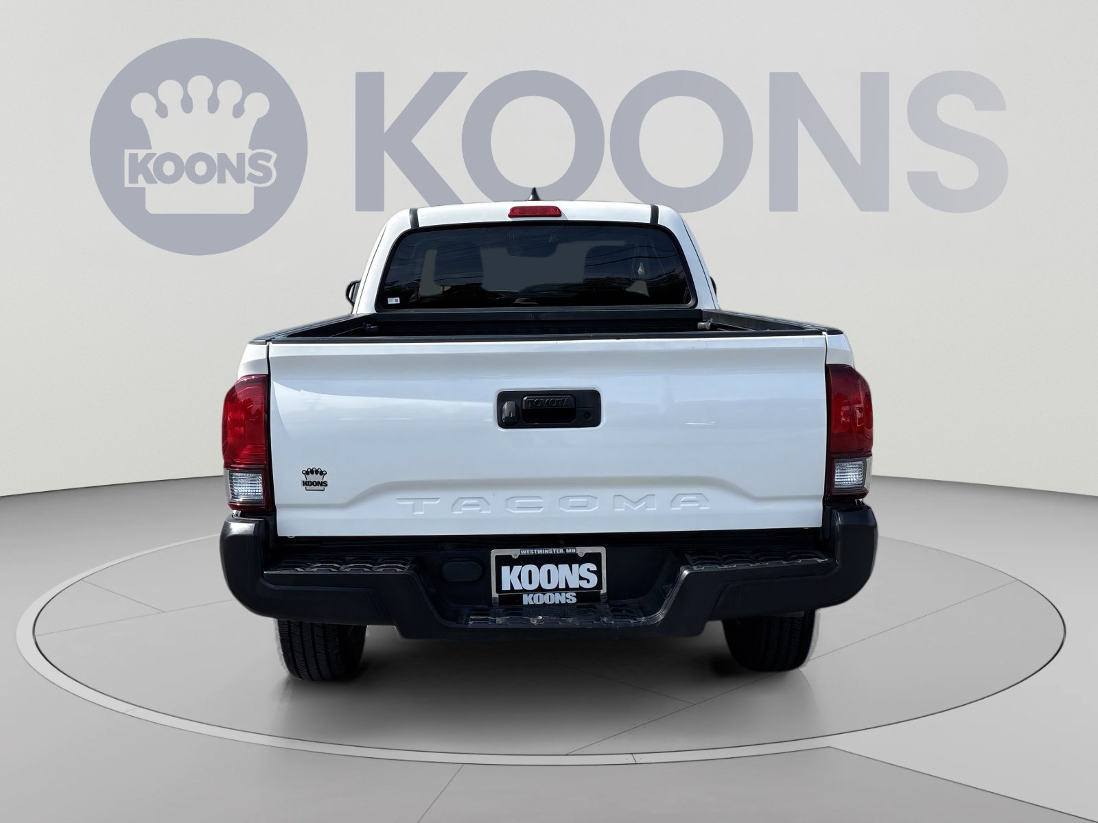 Used 2022 Toyota Tacoma SR RWD image 5