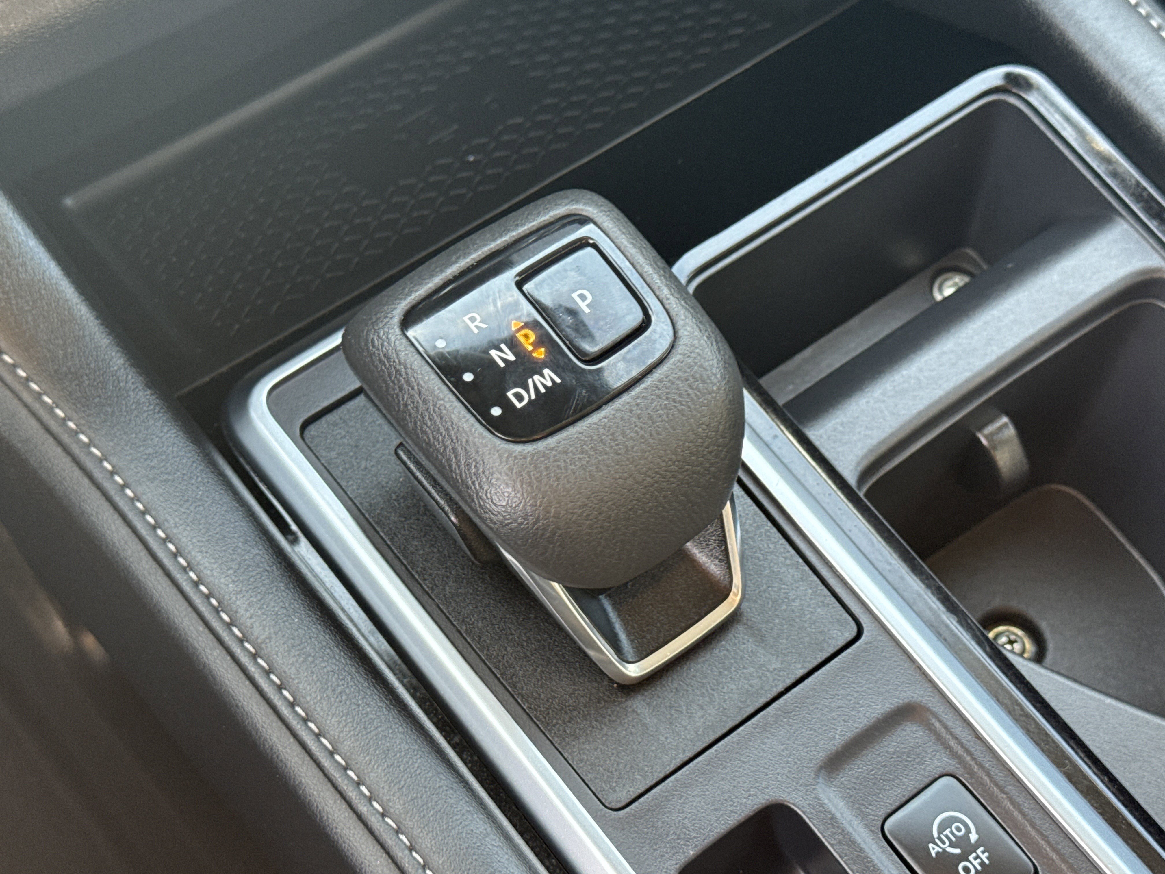 Used 2025 Nissan Pathfinder SL image 20