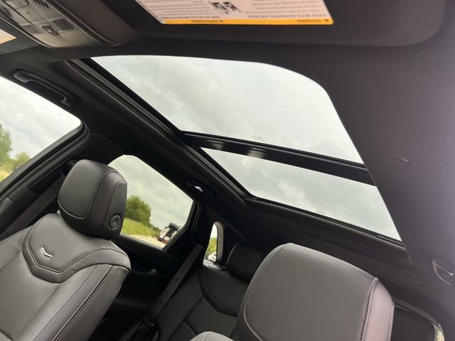 New 2026 Cadillac XT5 Premium Luxury FWD image 19