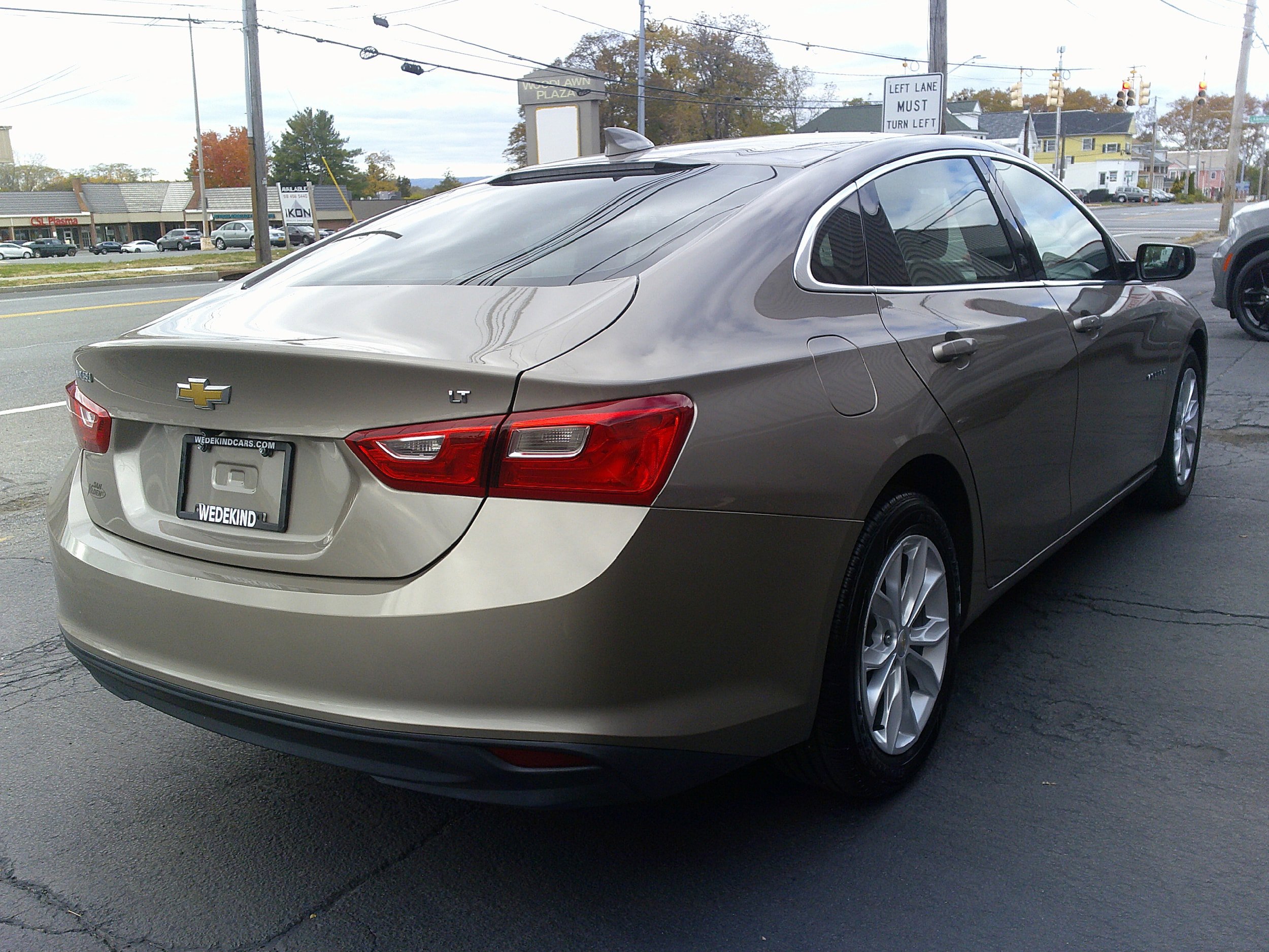 Used 2023 Chevrolet Malibu LT FWD image 9
