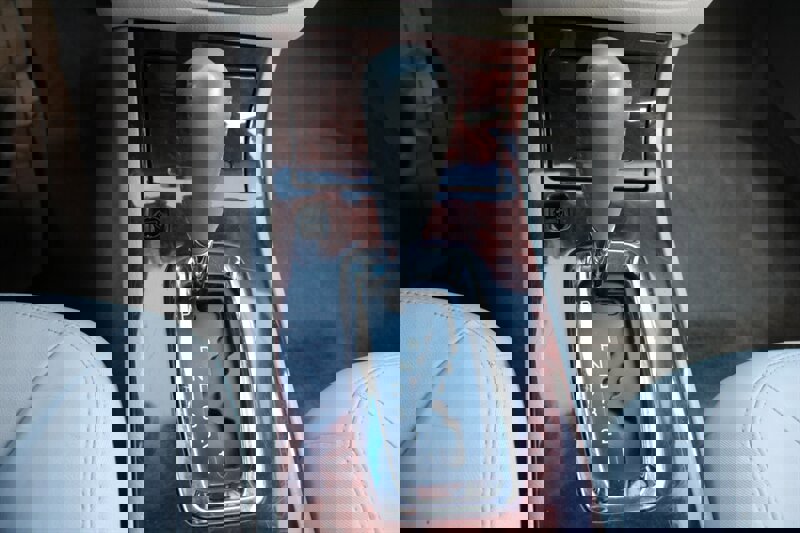 Used 2010 Buick Lucerne CXL image 8